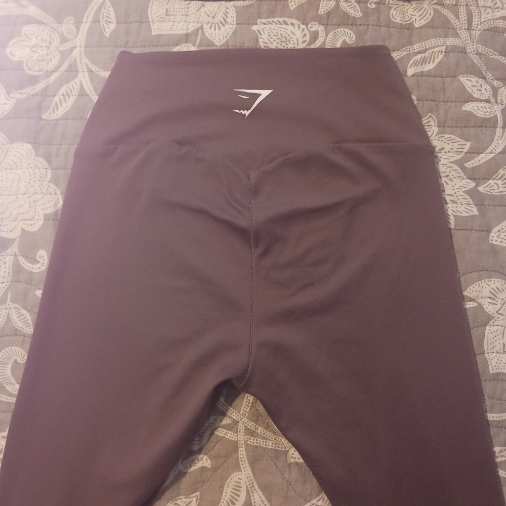 Gymshark Workout Set - Picture 4 of 4